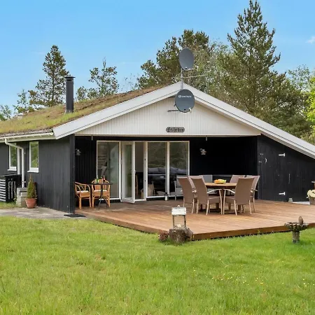 Holiday home Dirch - 1-5km From The Sea In Nw Jutland By Interhome *