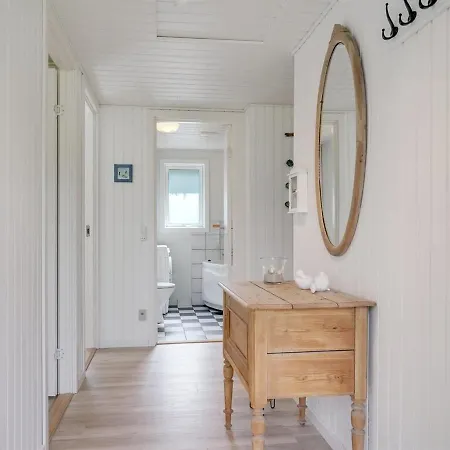Holiday home Dirch - 1-5km From The Sea In Nw Jutland By Interhome